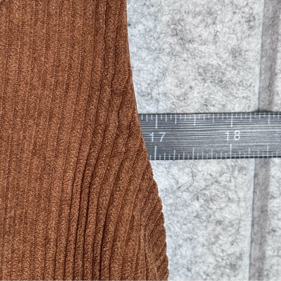 Brown Sleeveless Women's Front Vest Jacket - Picture 4 of 4